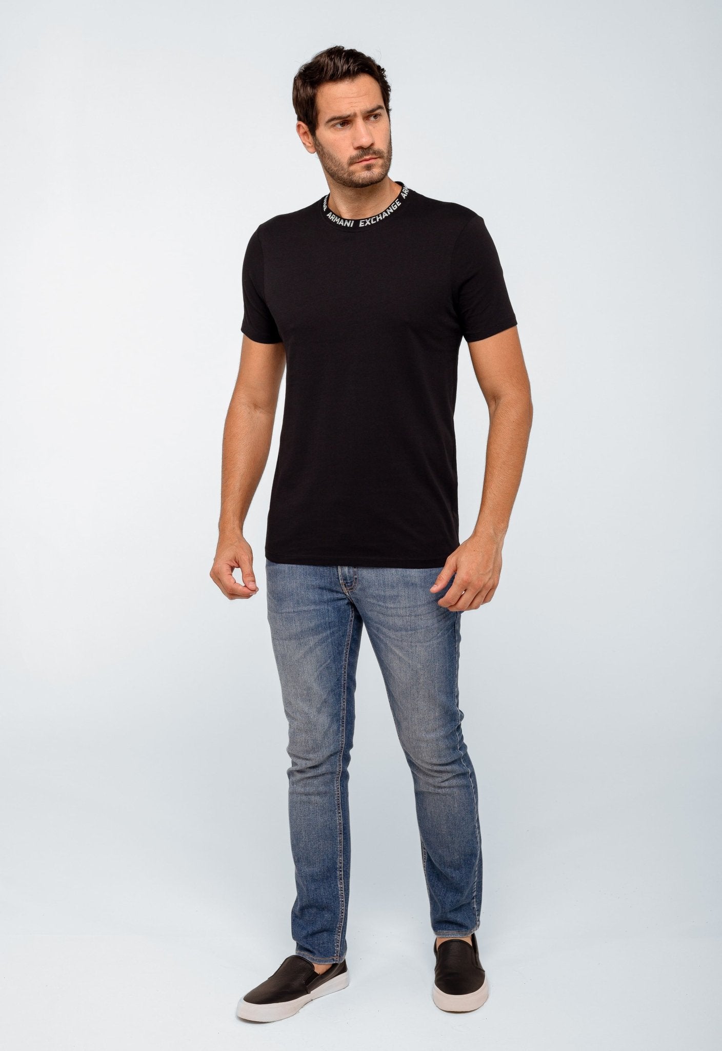 Camiseta Armani Exchange Logo Gola - Henri Store