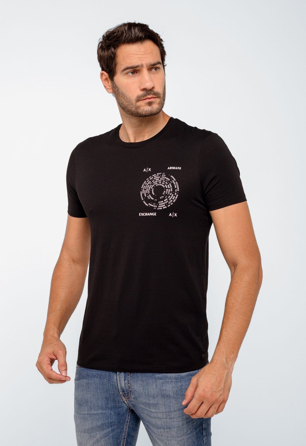Camiseta Armani Exchange Logo Peito Circular - Henri Store
