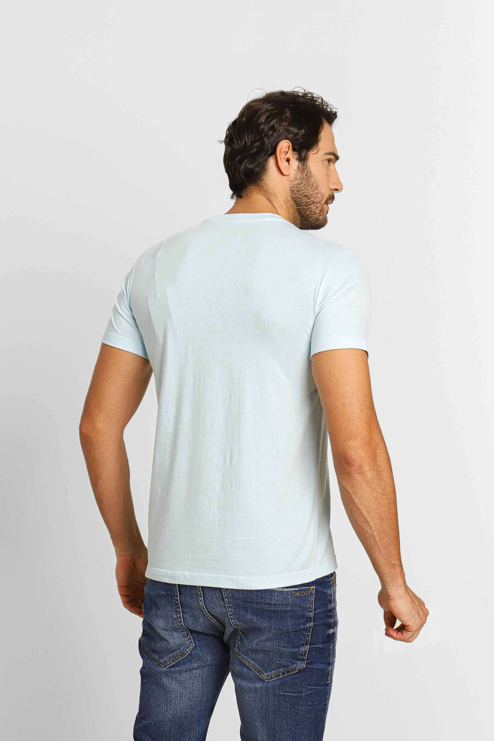 Camiseta Armani Exchange Regular Fit Logo Circular Azul Claro - Henri Store