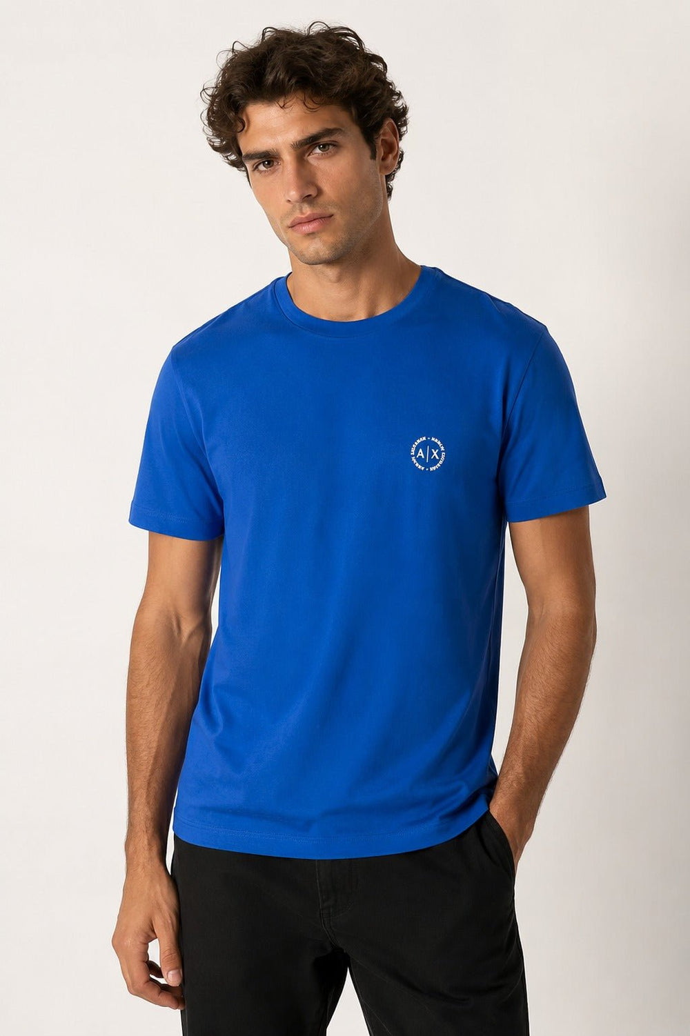Camiseta Armani Exchange Regular Fit Logo Circular - Henri Store