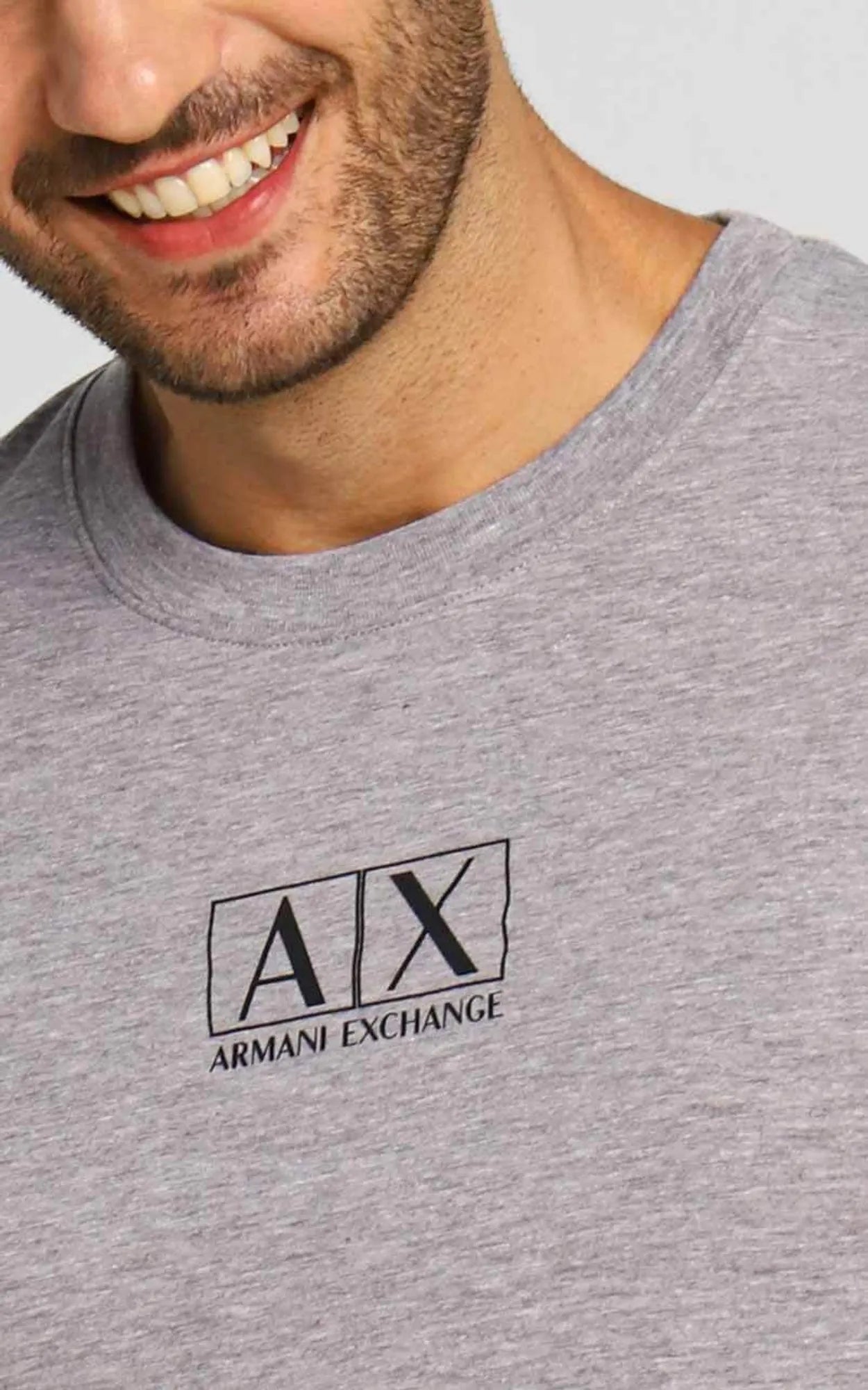 Camiseta Armani Exchange Regular Logo Central Cinza - Sale - Henri Store