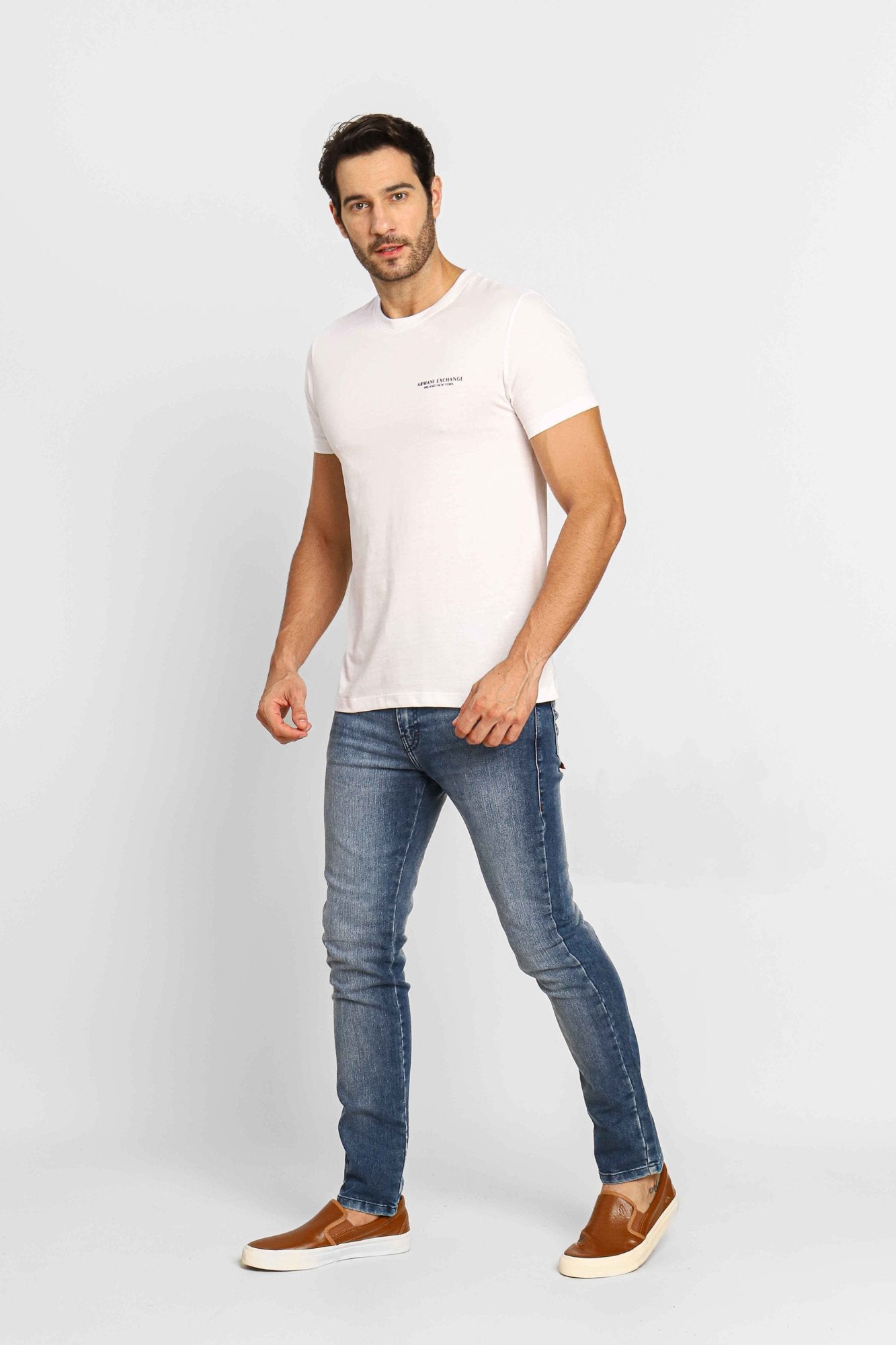 Camiseta Armani Exchange Regular Logo Peito Branco - Sale - Henri Store