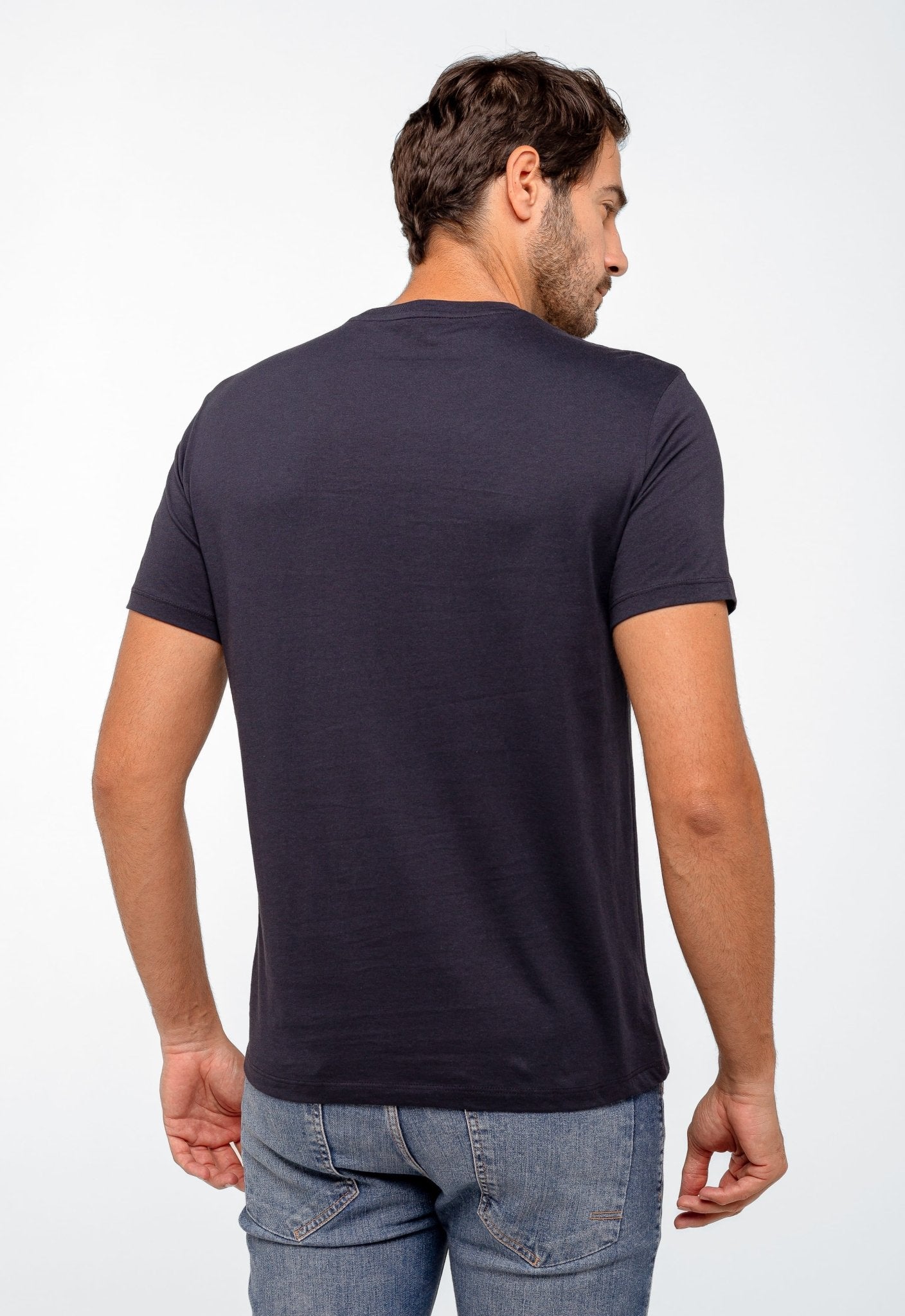 Camiseta Armani Exchange Regular Logo Peito - Henri Store
