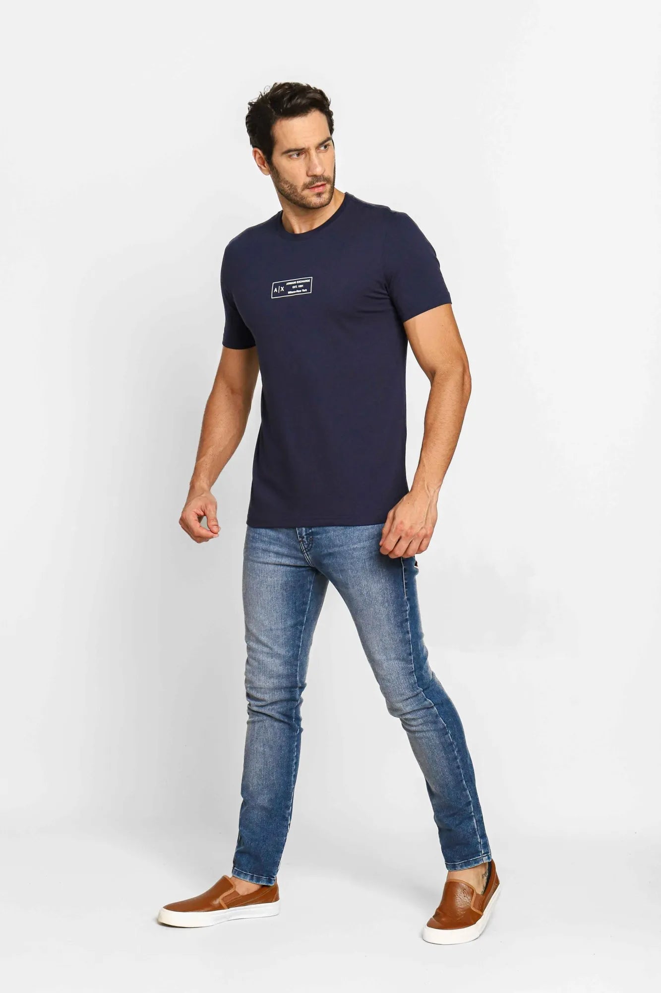 Camiseta Armani Exchange Slim Logo Central Marinho - Sale - Henri Store