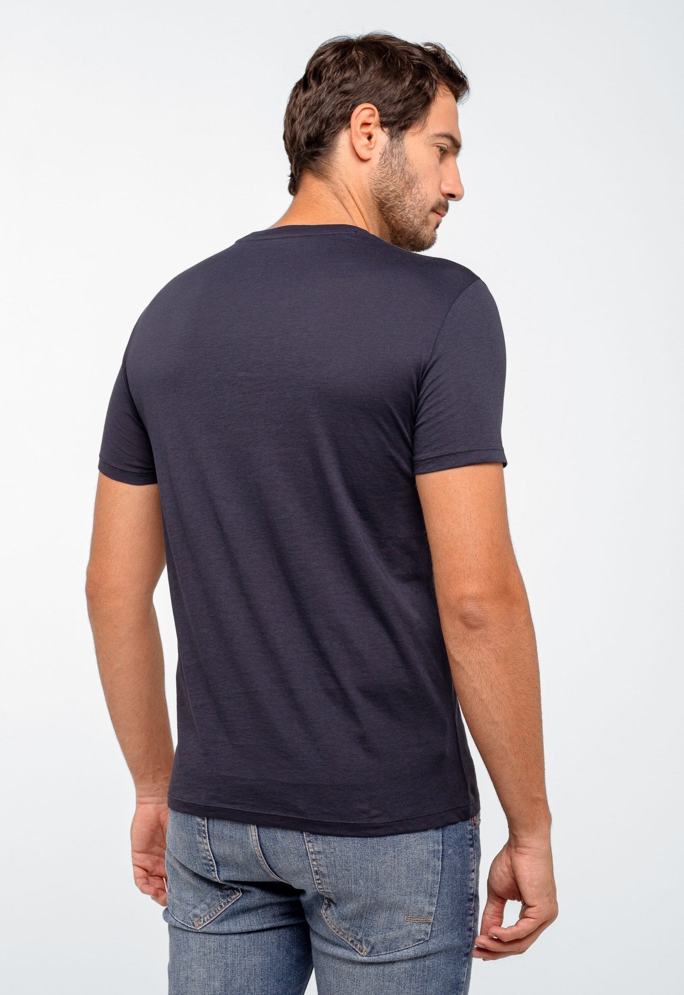 Camiseta Armani Exchange Slim Logo Central - Henri Store