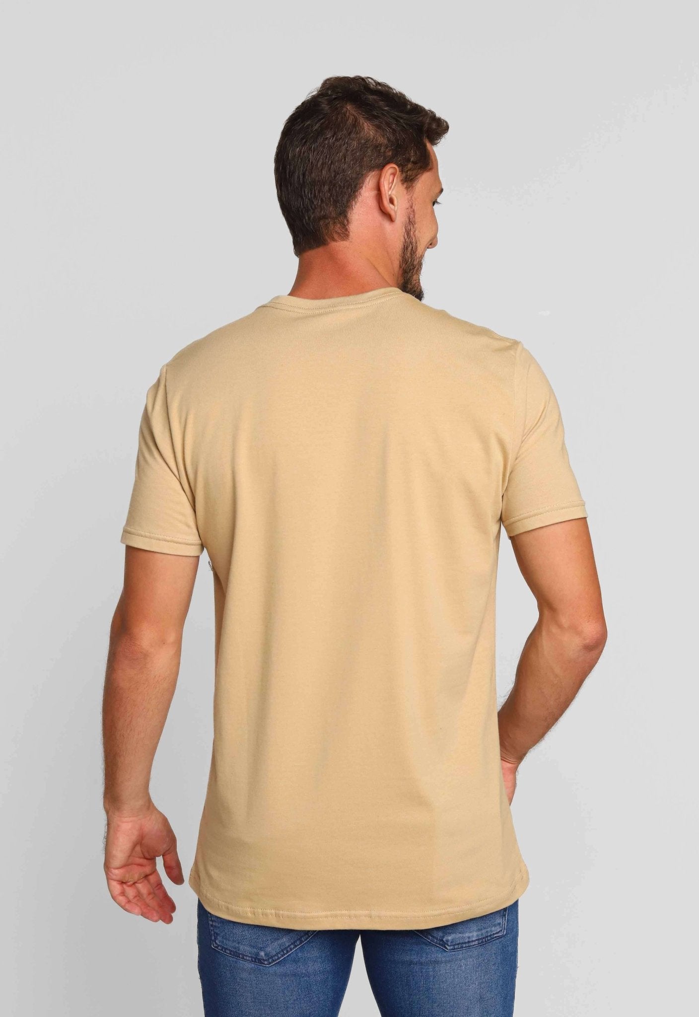 Camiseta Armani Exchange Slim Logo Chest - Henri Store