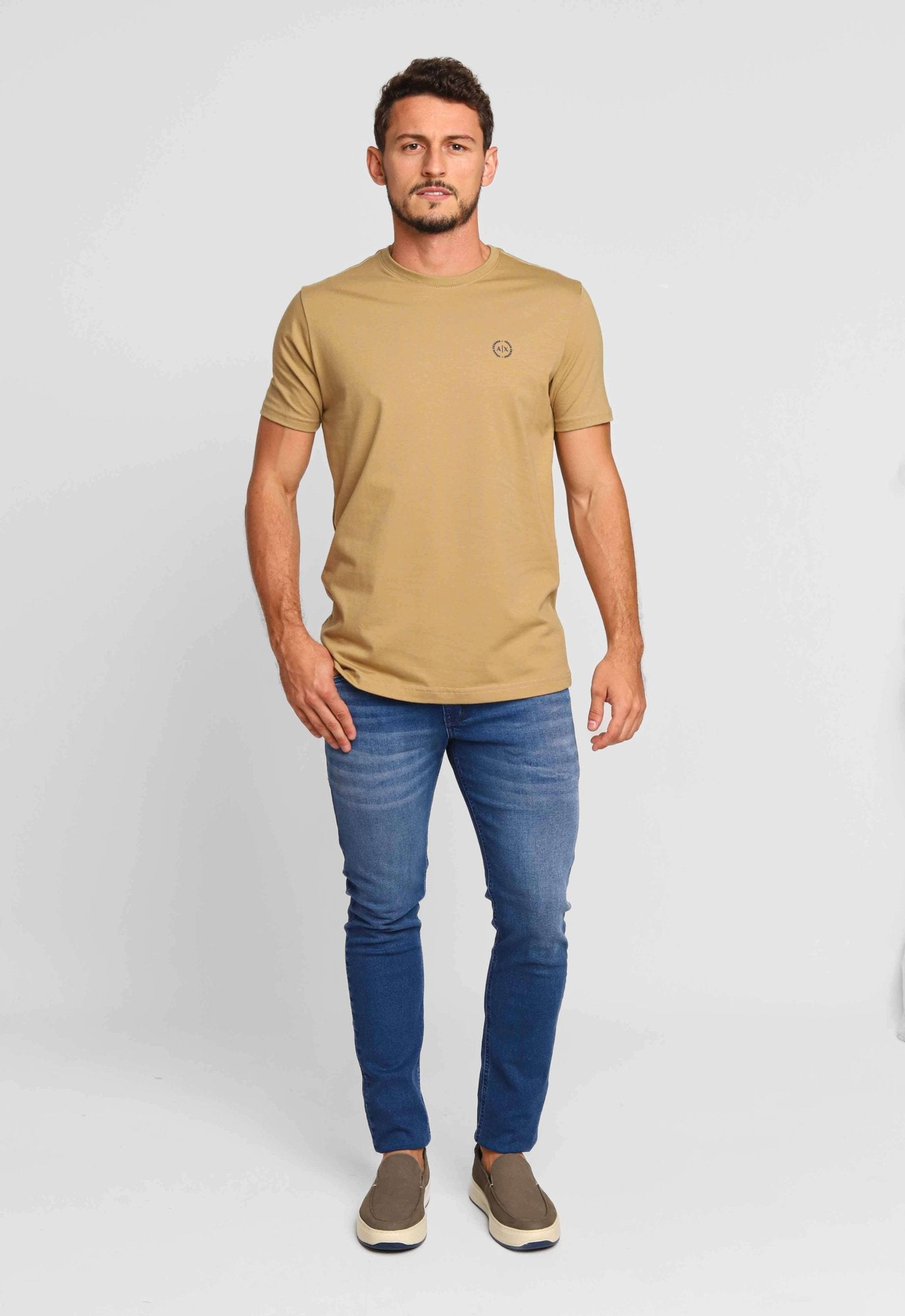 Camiseta Armani Exchange Slim Logo Peito - Henri Store
