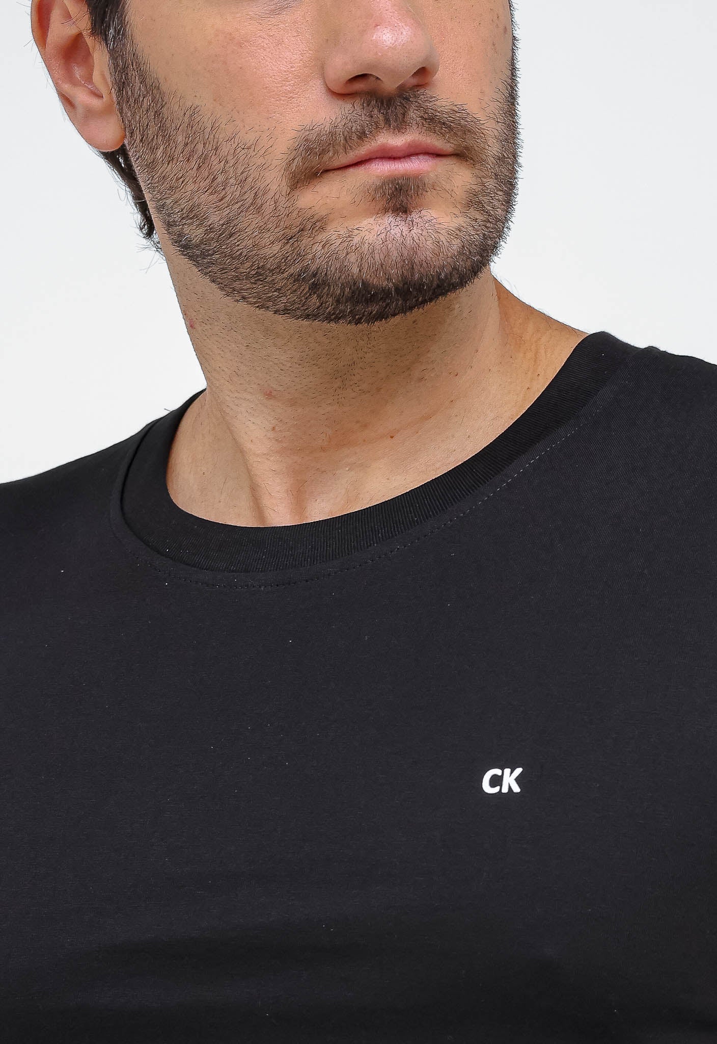 Camiseta Calvin Klein Básica Ck Peito - Henri Store