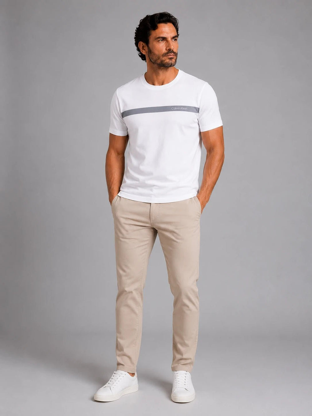 Camiseta Calvin Klein Básica Logo Faixa - LIVE - Henri Store