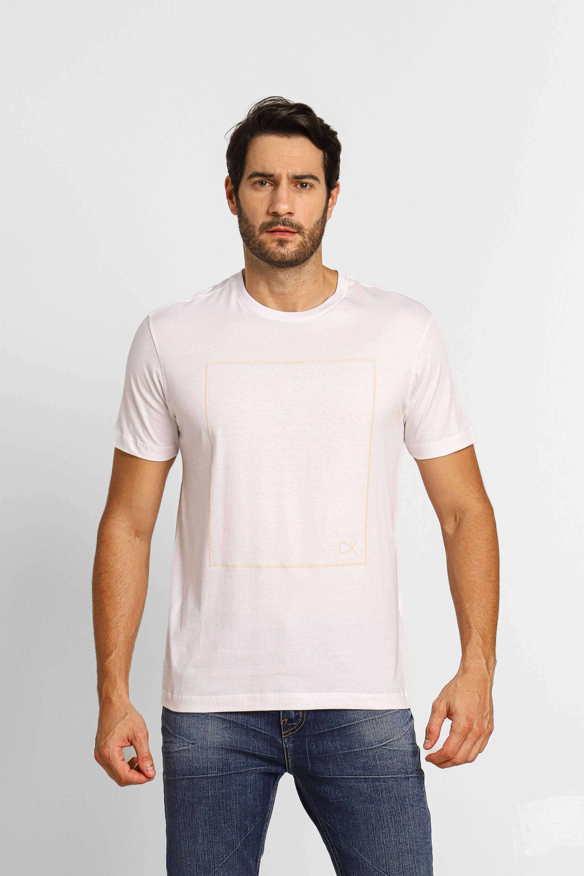 Camiseta Calvin Klein Branco Estampada Quadrada - Henri Store