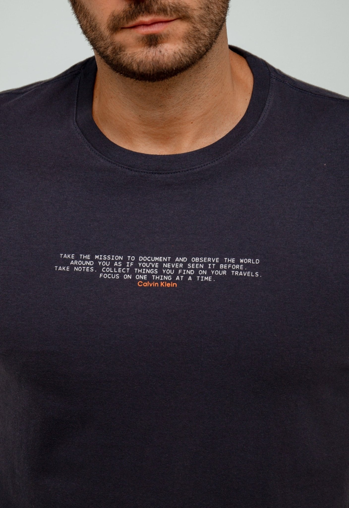 Camiseta Calvin Klein Central Phrase - Henri Store