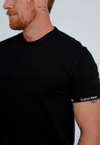 Camiseta Calvin Klein com Logo na Manga - Henri Store