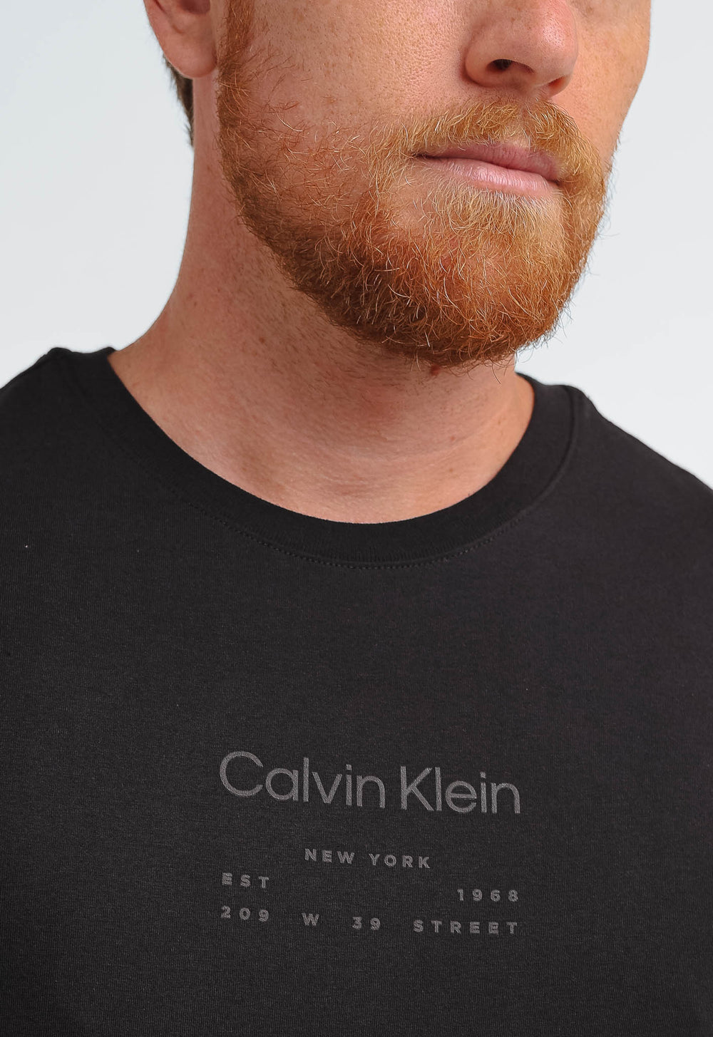 Camiseta Calvin Klein Estampa em Relevo - Henri Store