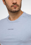 Camiseta Calvin Klein Flamê Azul Claro - Henri Store