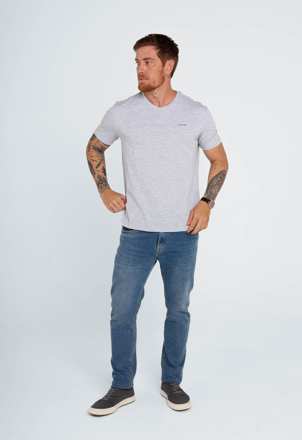 Camiseta Calvin Klein Flamê Gola V - Henri Store