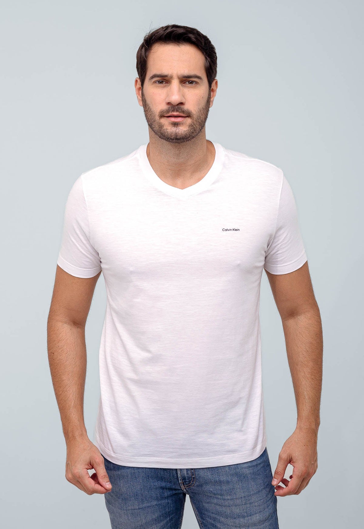 Camiseta Calvin Klein Flamê Gola V - Henri Store