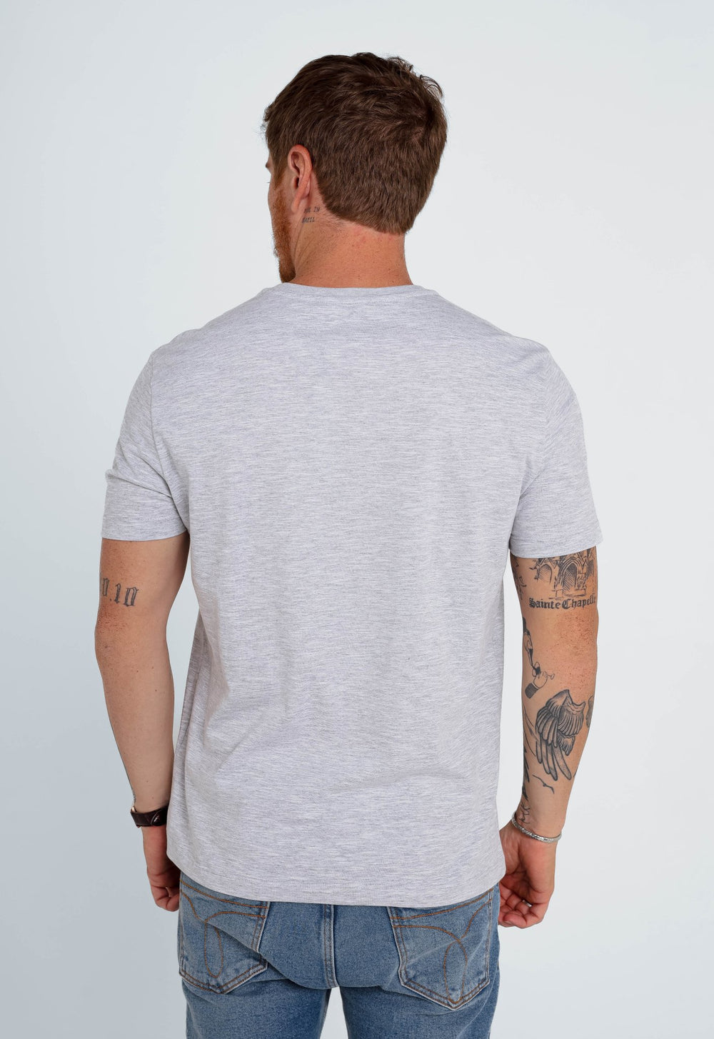 Camiseta Calvin Klein Flamê Gola V - Henri Store