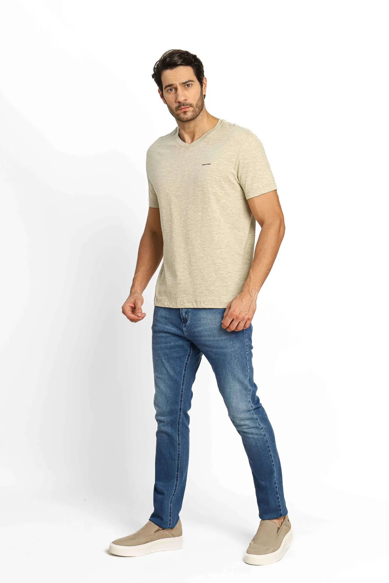 Camiseta Calvin Klein Flame Gola V - Henri Store