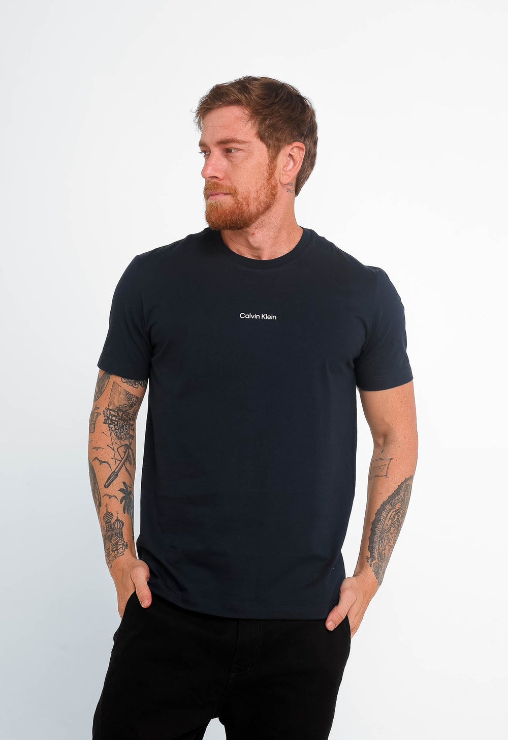 Camiseta Calvin Klein Flamê Logo Central - Henri Store