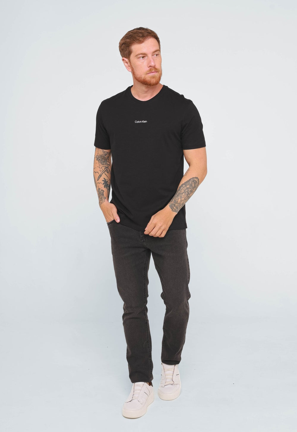 Camiseta Calvin Klein Flamê Logo Central - Henri Store