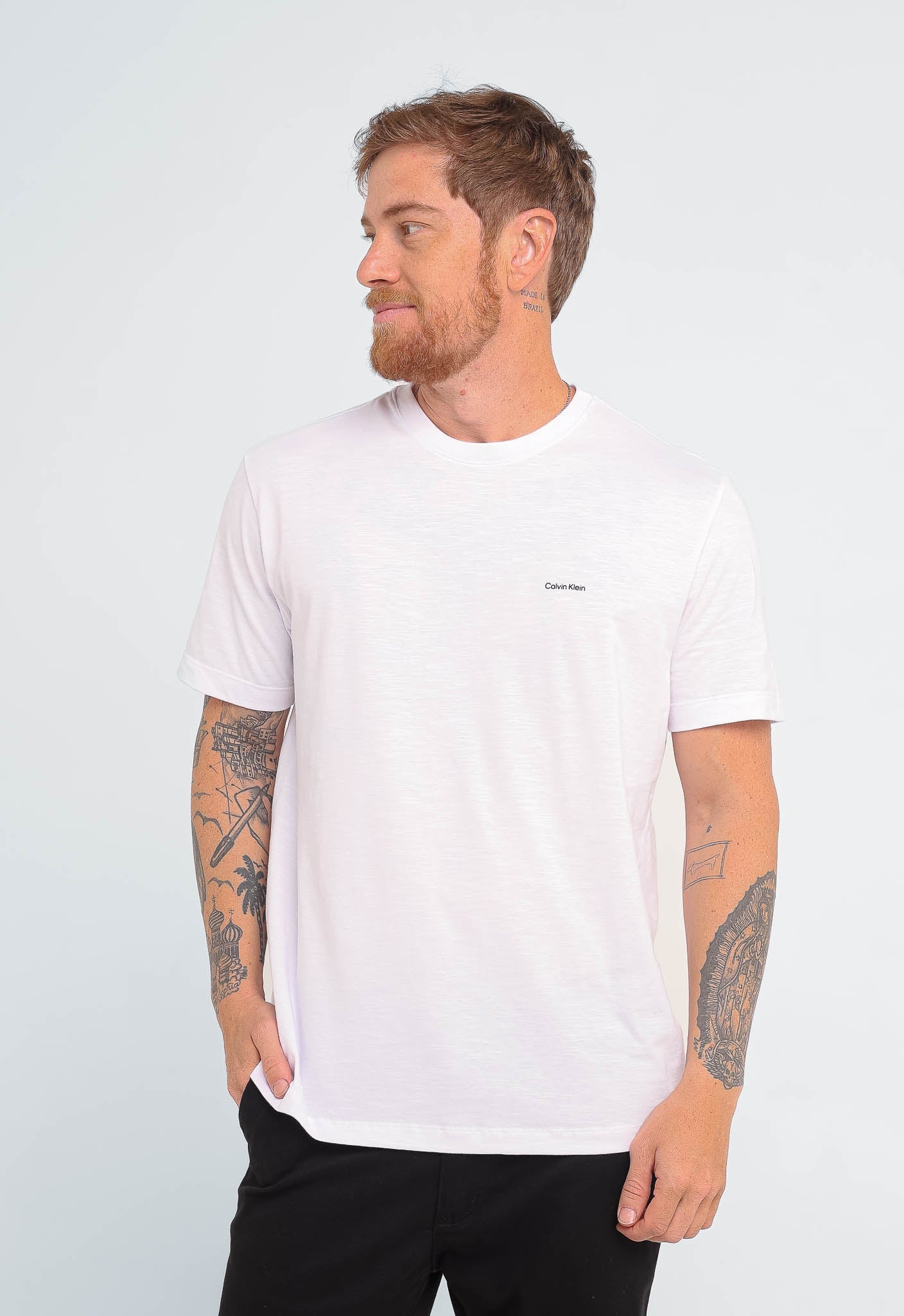 Camiseta Calvin Klein Flamê Logo Peito - LIVE - Henri Store