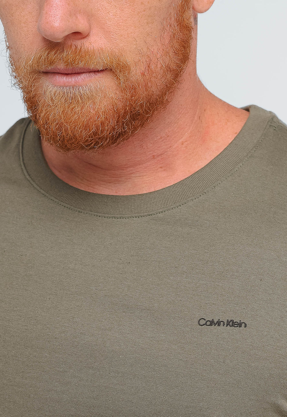 Camiseta Calvin Klein Flamê Logo Peito - LIVE - Henri Store