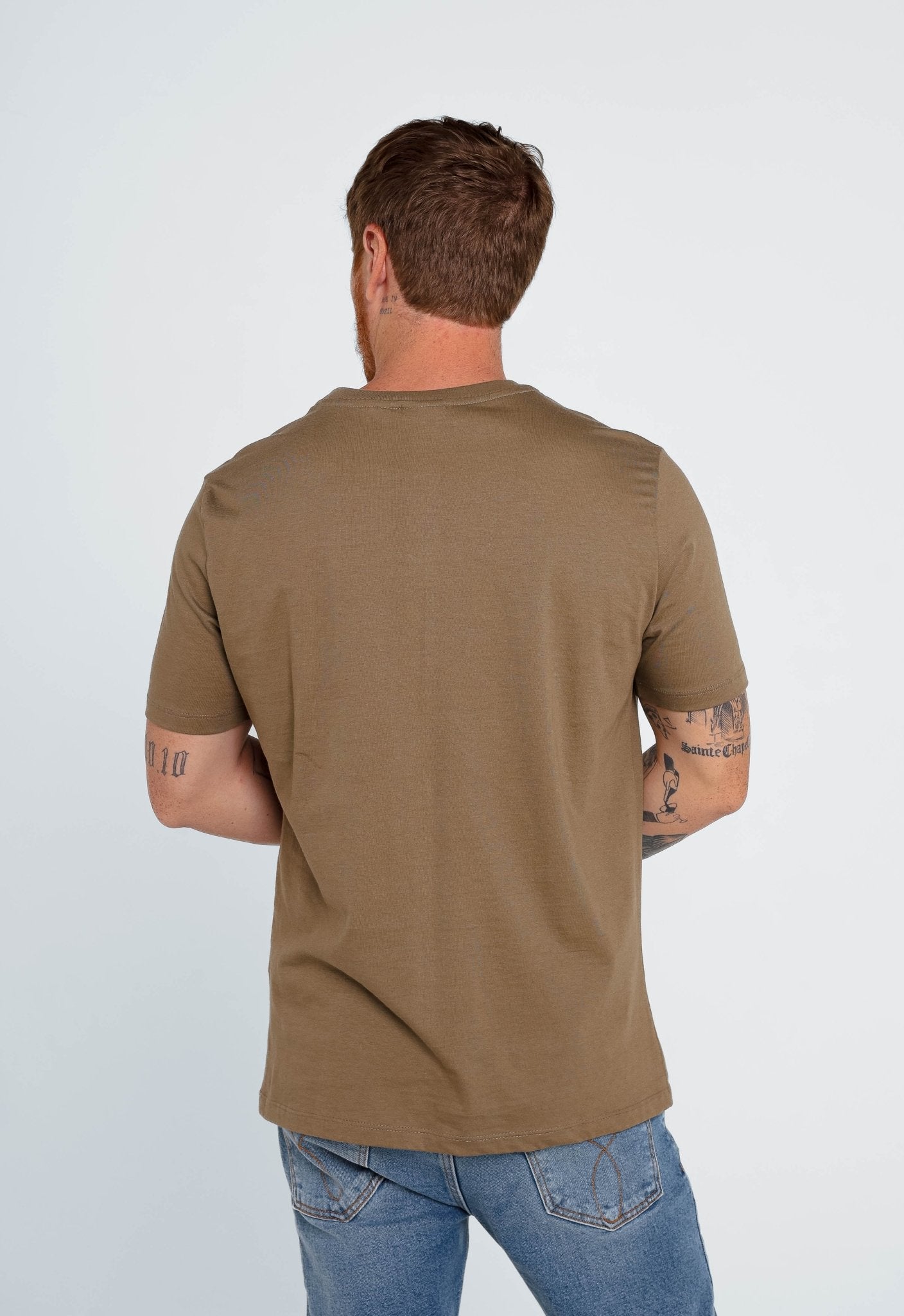 Camiseta Calvin Klein Flamê Logo Peito - LIVE - Henri Store