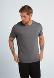 Camiseta Calvin Klein Flamê Logo Peito - LIVE - Henri Store