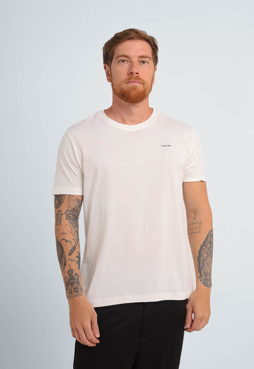 Camiseta Calvin Klein Flamê Logo Peito - Henri Store