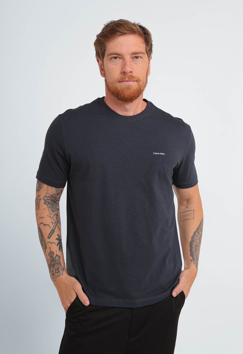 Camiseta Calvin Klein Flamê Logo Peito - Henri Store