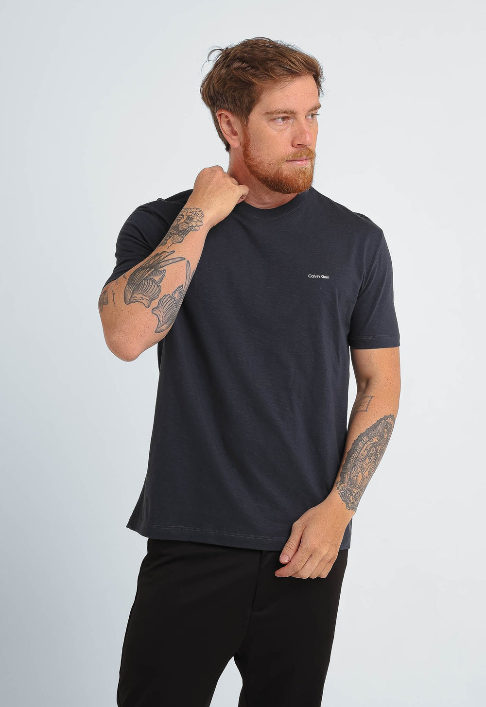 Camiseta Calvin Klein Flamê Logo Peito - Henri Store