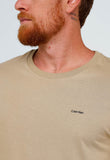 Camiseta Calvin Klein Flamê Logo Peito - Henri Store