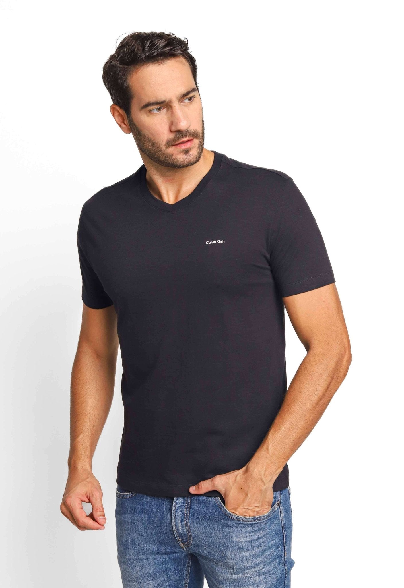 Camiseta Calvin Klein Flame Slim Basica Gola V Preto - Henri Store