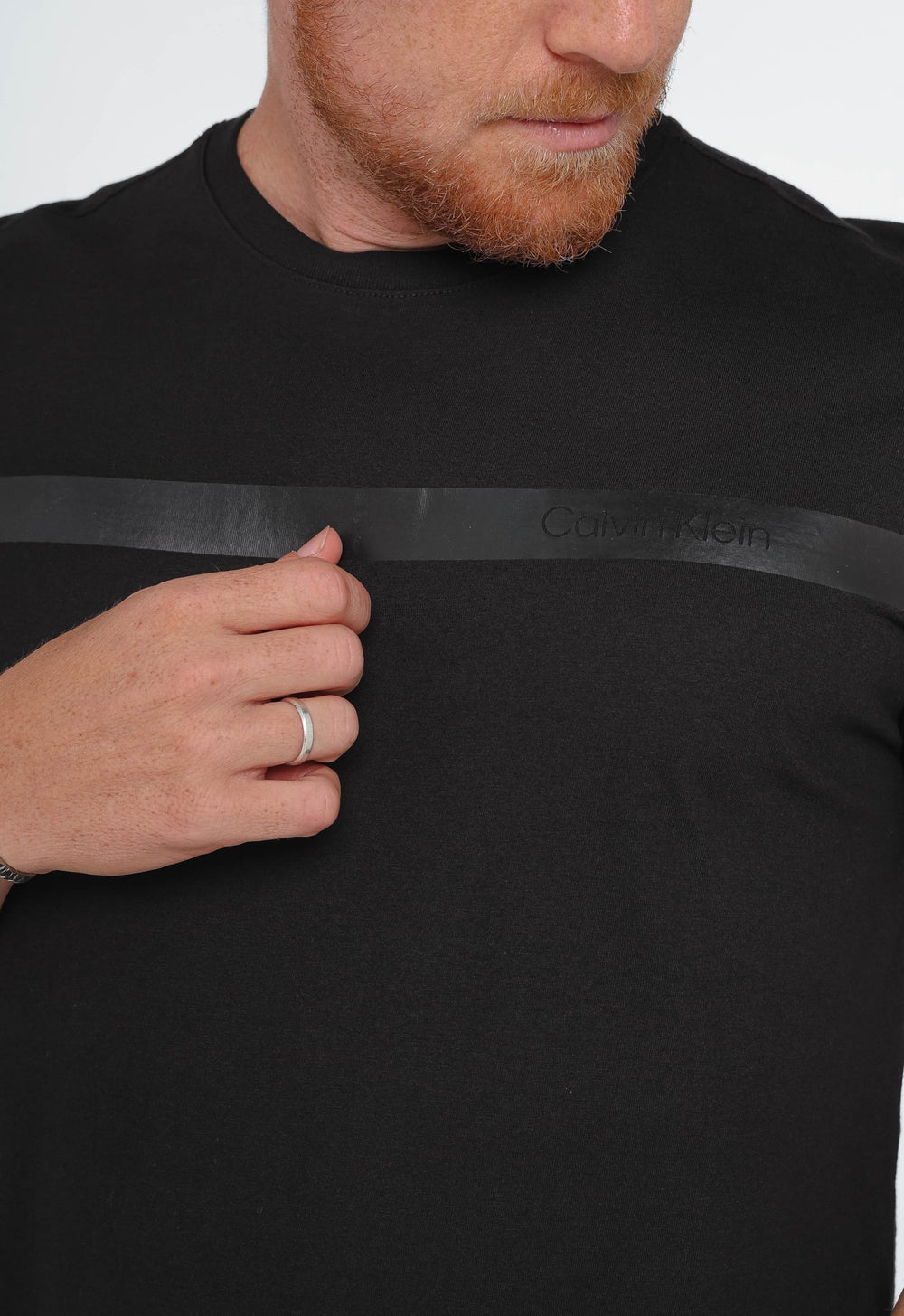 Camiseta Calvin Klein Gel Logo Peito - Henri Store