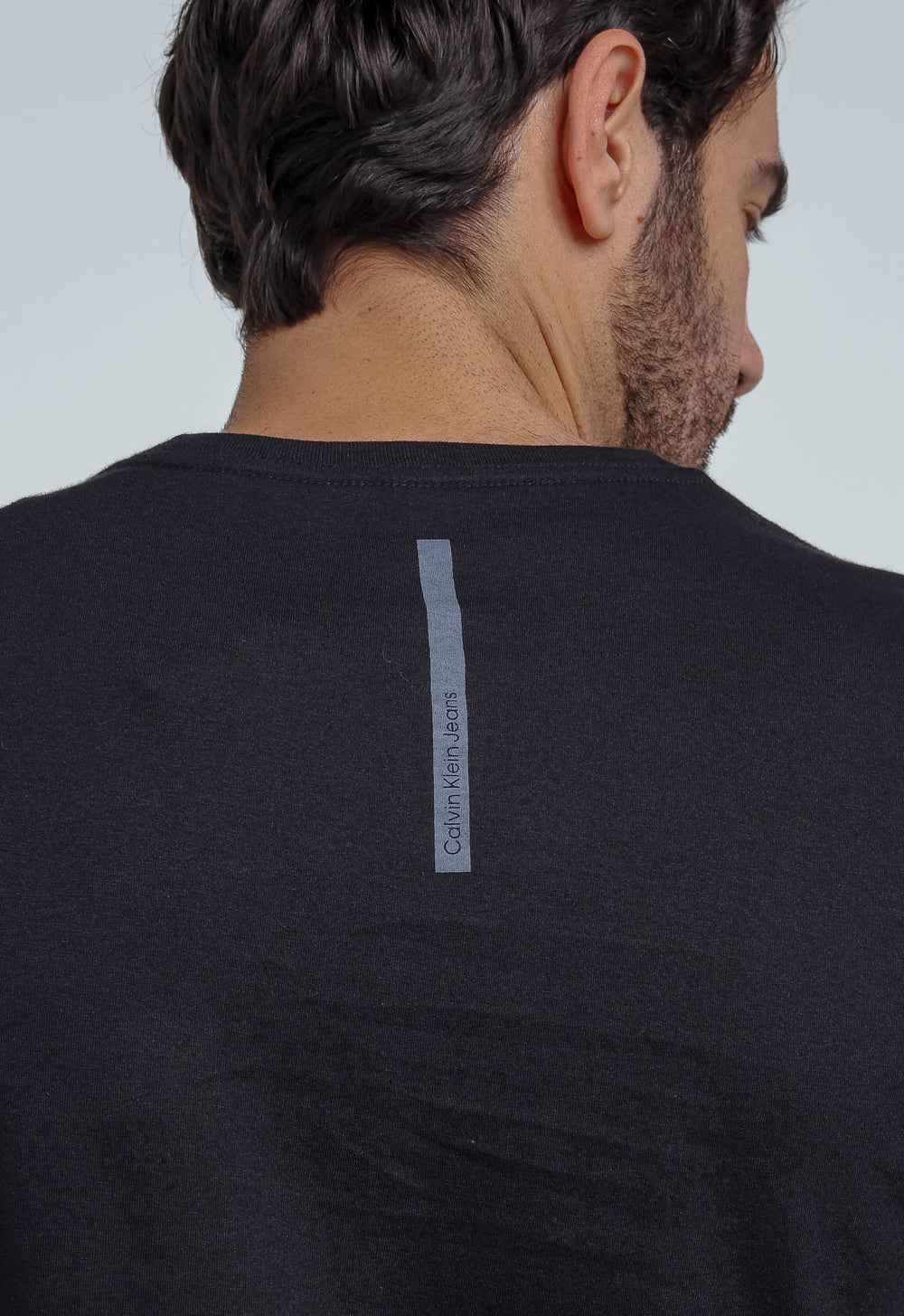 Camiseta Calvin Klein Jeans Adventure Follow - Henri Store