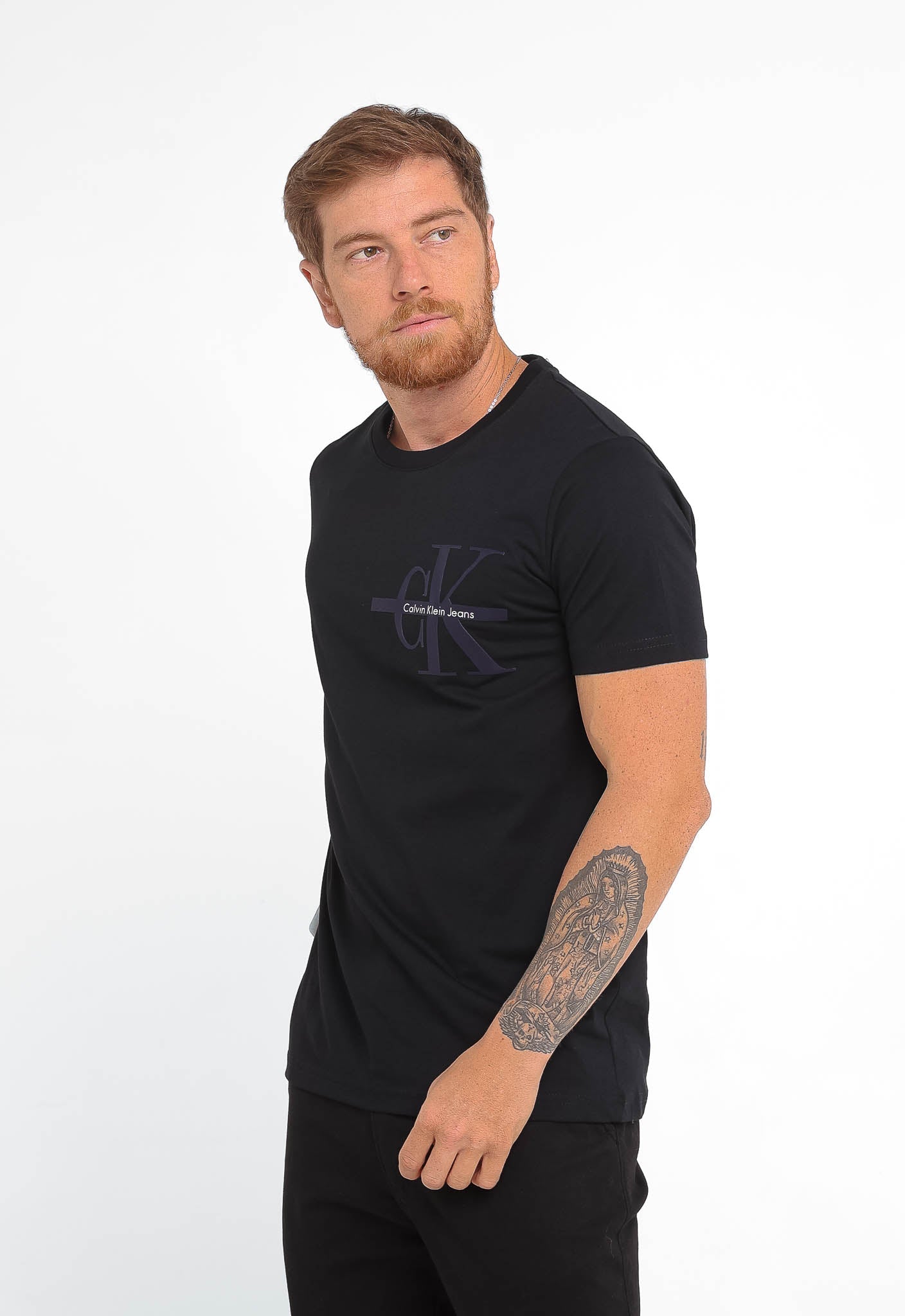 Camiseta Calvin Klein Jeans Alto Relevo Peito - Henri Store