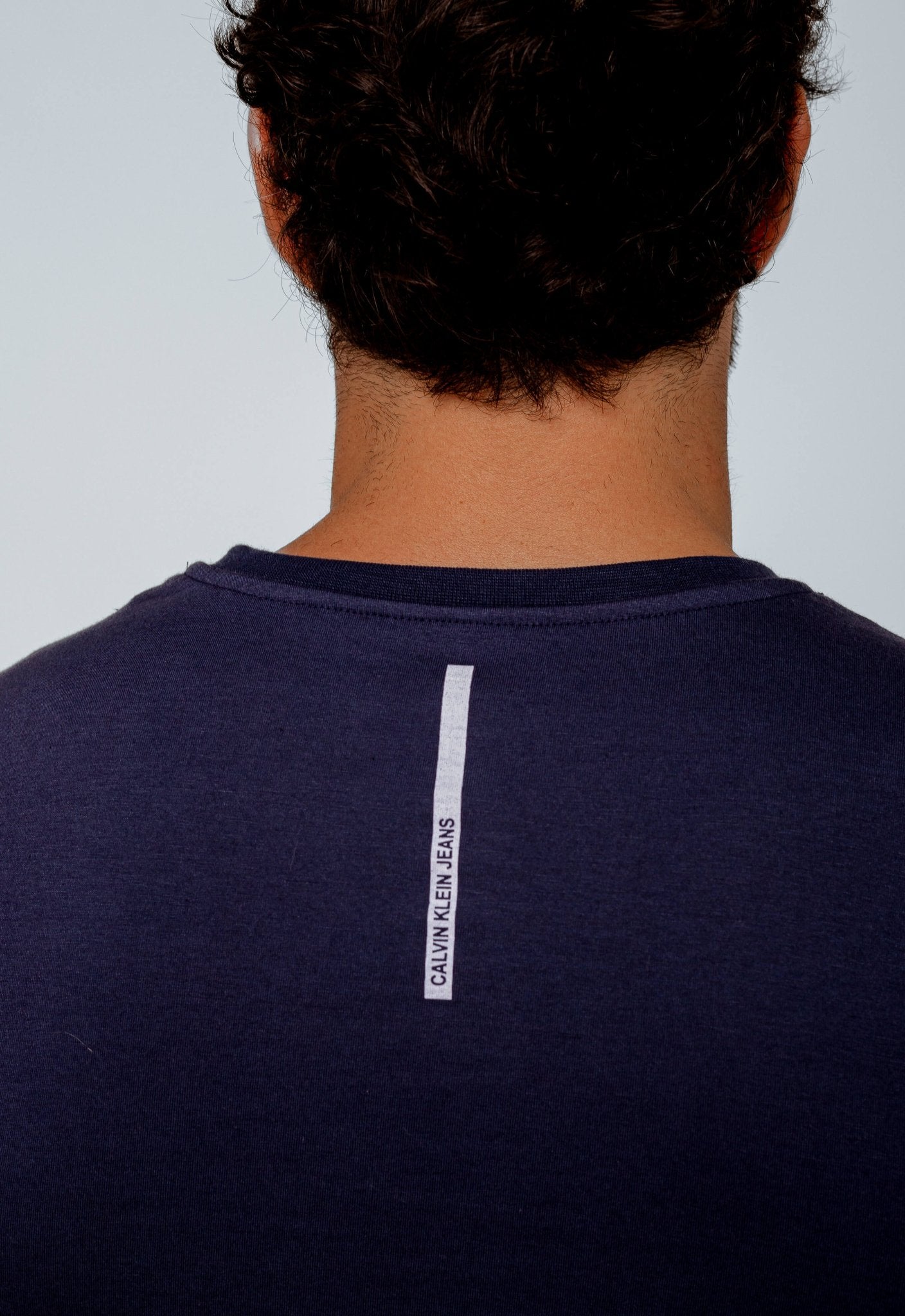 Camiseta Calvin Klein Jeans Básica Logo Listras - LIVE - Henri Store