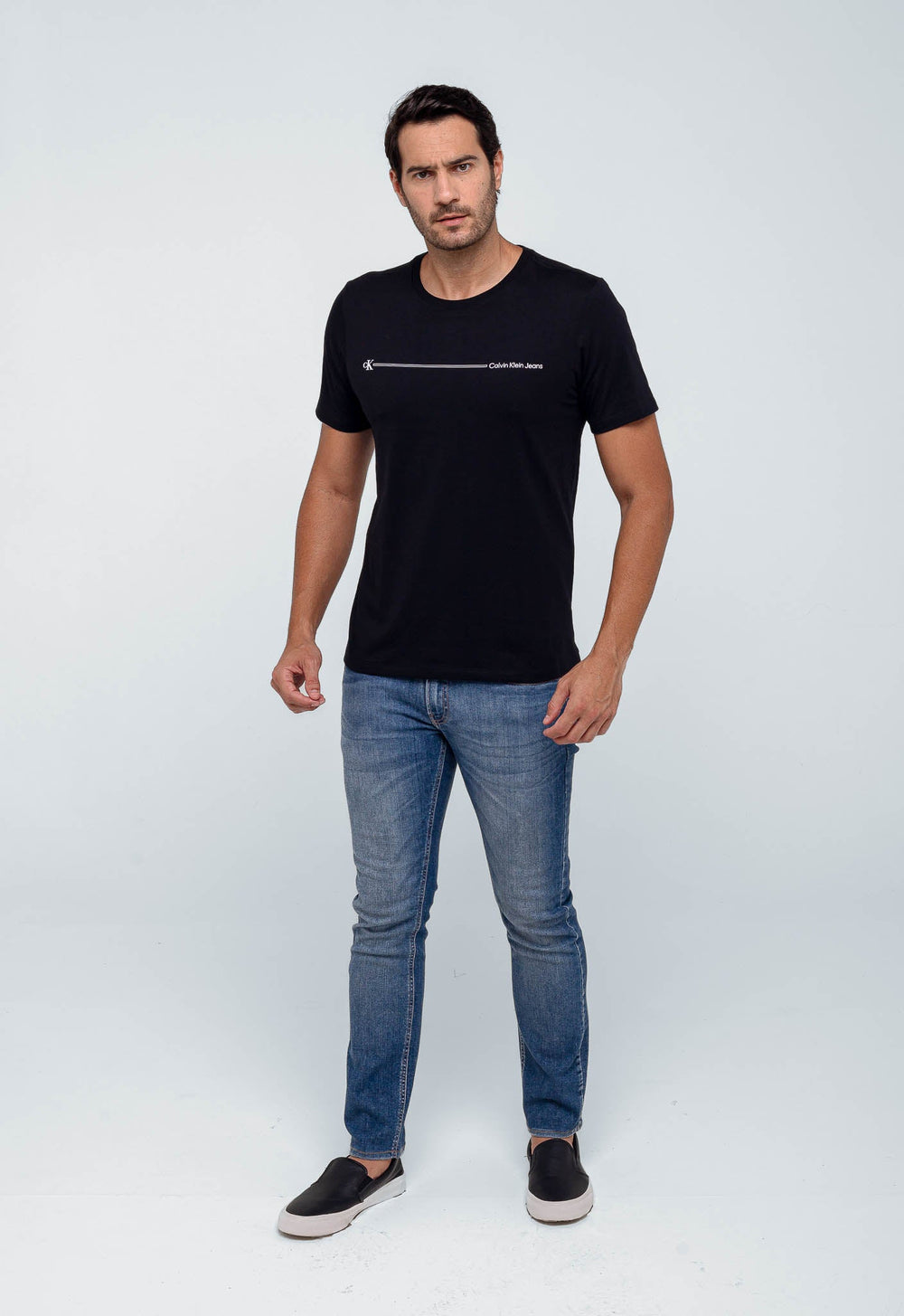Camiseta Calvin Klein Jeans Básica Logo Listras - LIVE - Henri Store