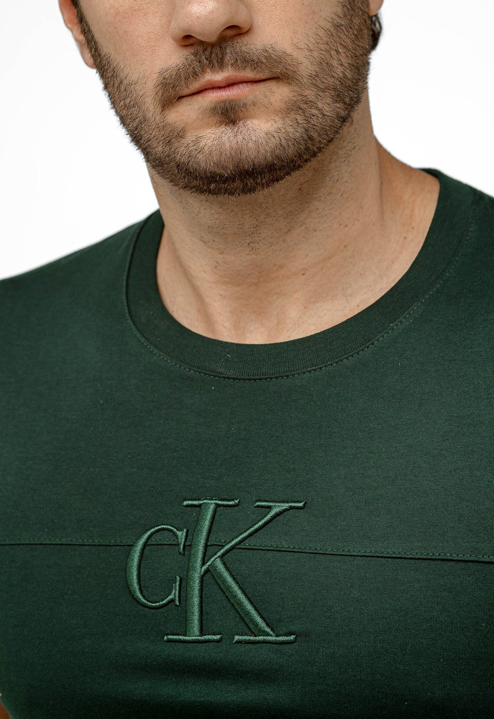Camiseta Calvin Klein Jeans CK Centro Bordado - Henri Store