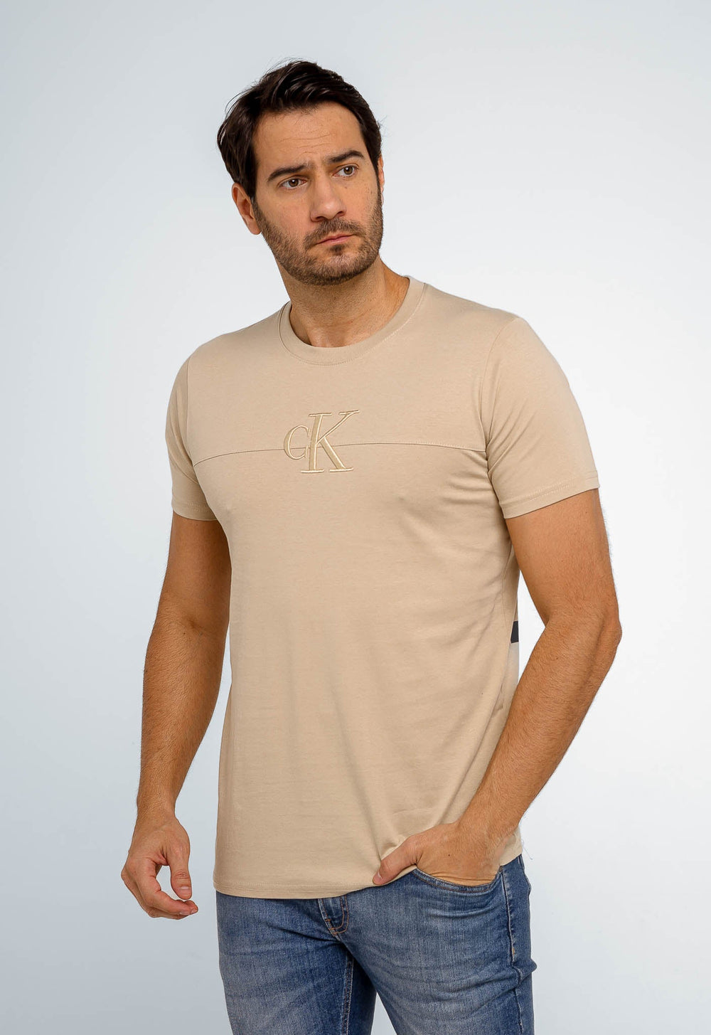 Camiseta Calvin Klein Jeans CK Centro Bordado - Henri Store