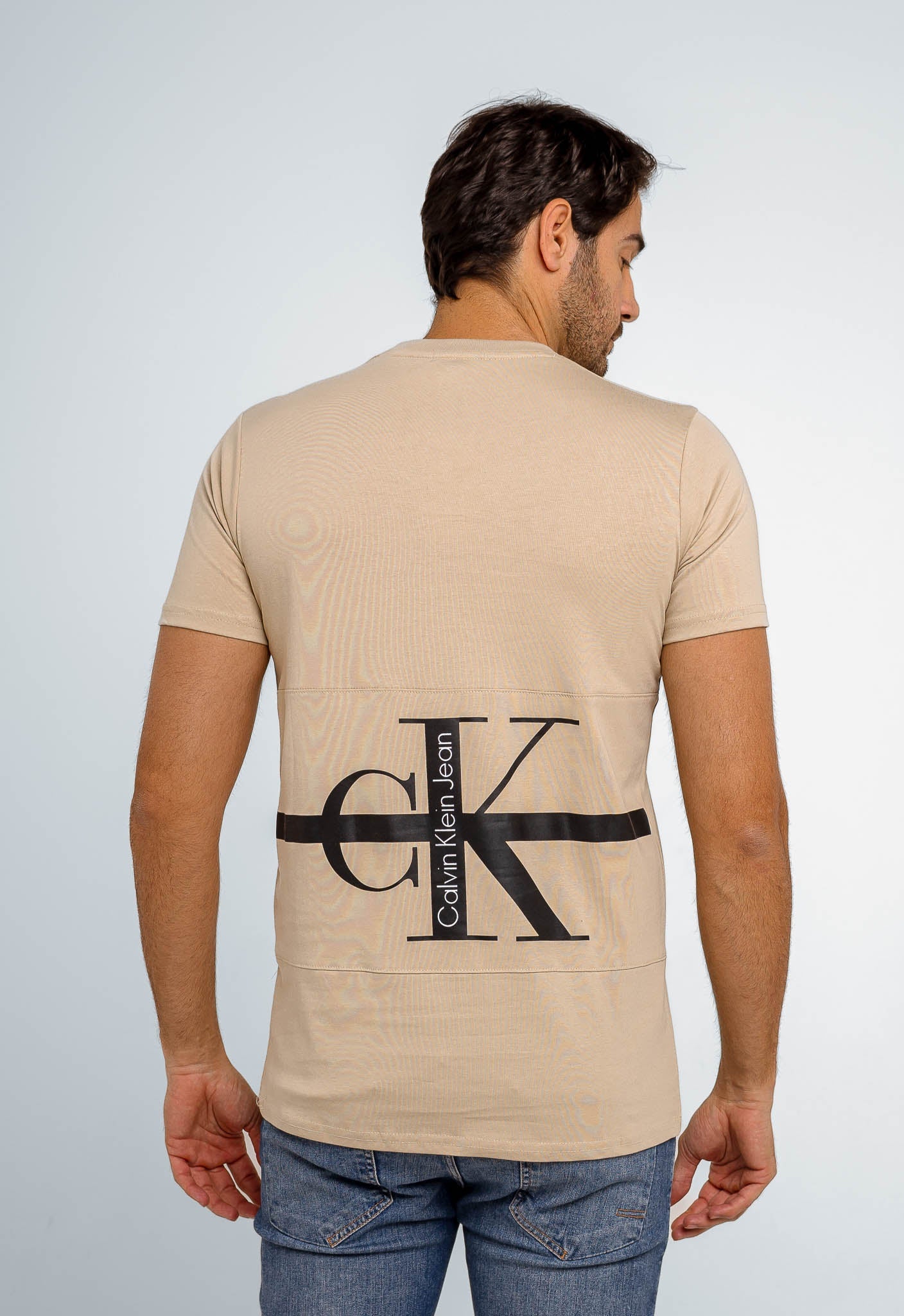 Camiseta Calvin Klein Jeans CK Centro Bordado - Henri Store