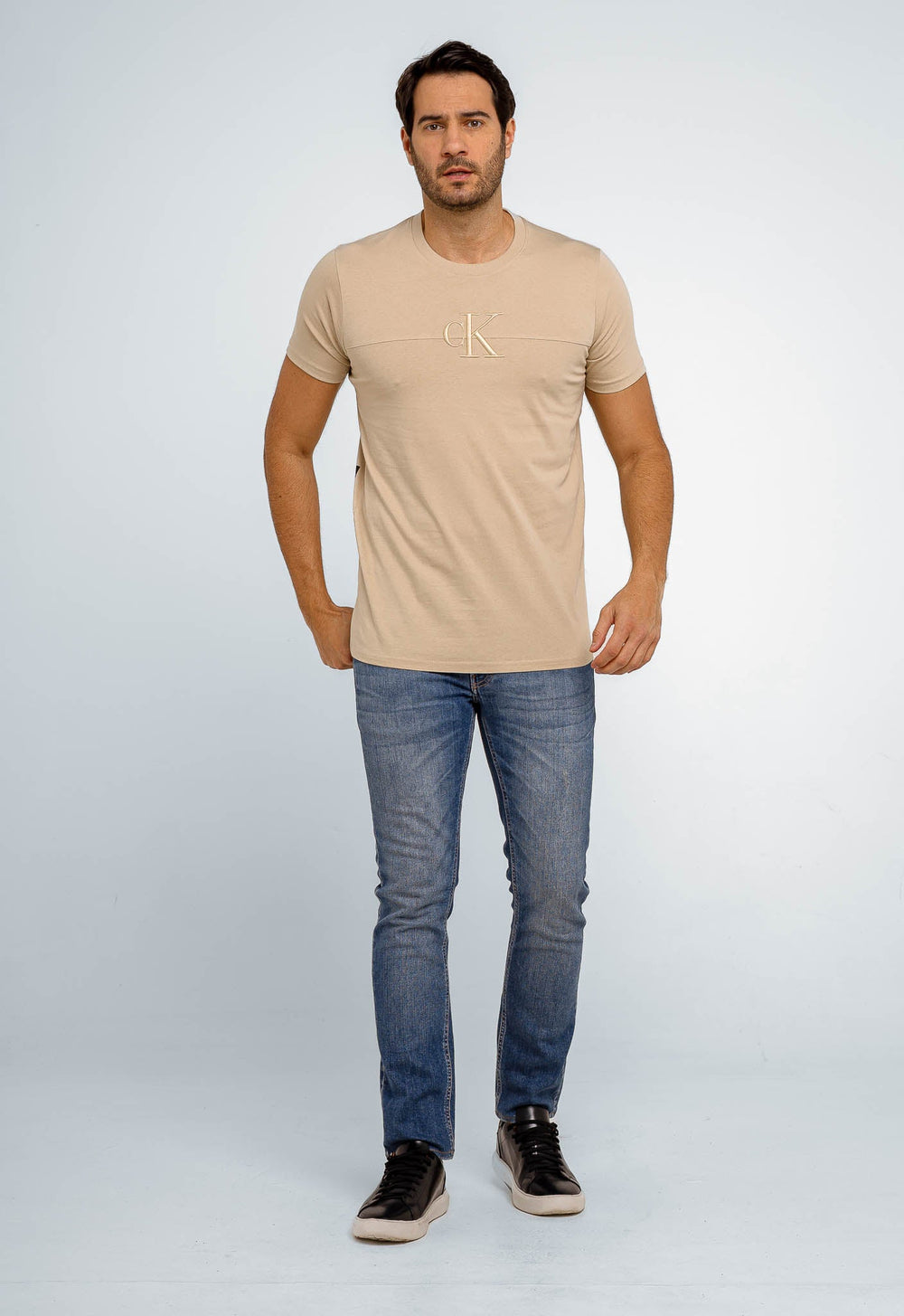 Camiseta Calvin Klein Jeans CK Centro Bordado - Henri Store