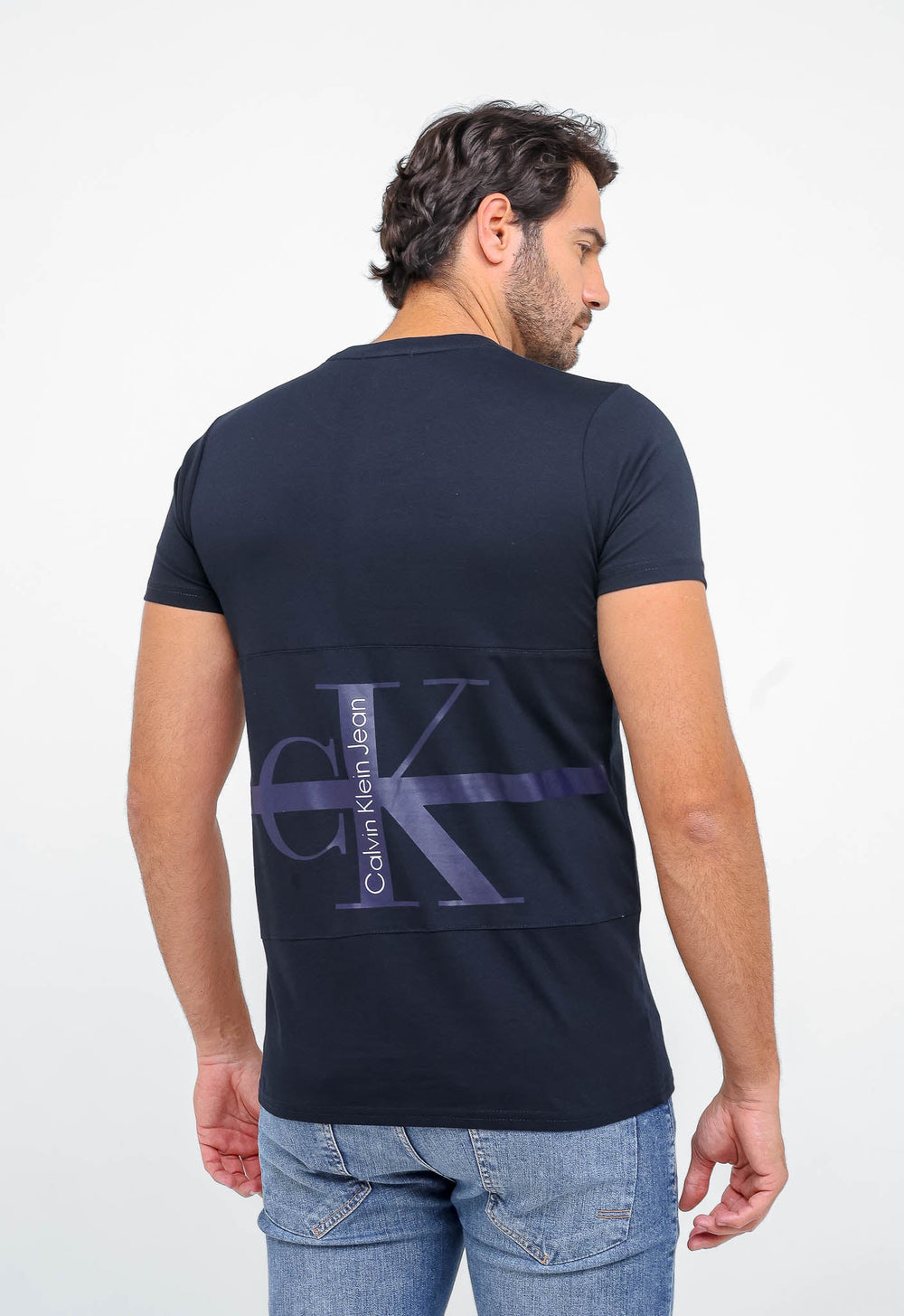 Camiseta Calvin Klein Jeans CK Centro Bordado - Henri Store