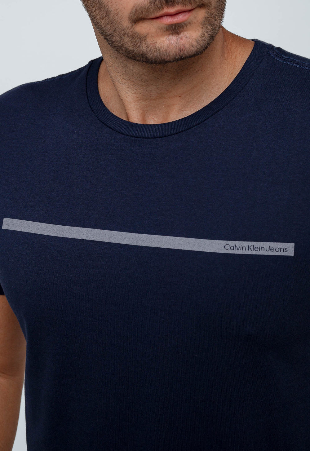 Camiseta Calvin Klein Jeans com Faixa no Peito - Sale - Henri Store