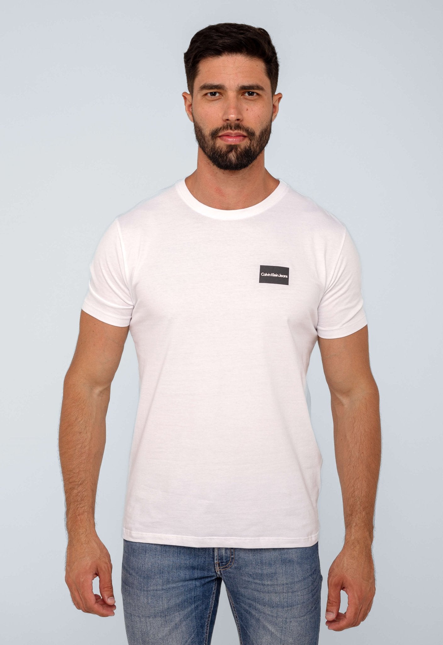 Camiseta Calvin Klein Jeans Dark Square - LIVE - Henri Store