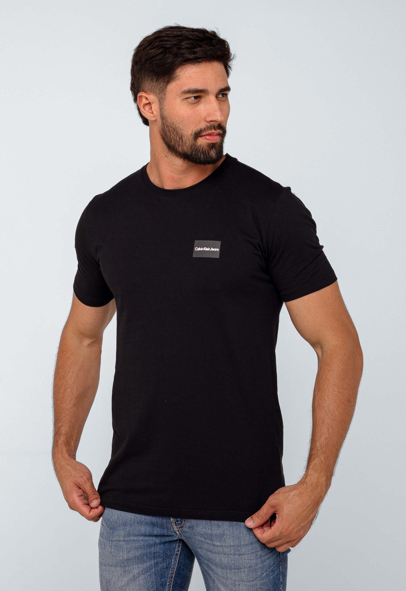 Camiseta Calvin Klein Jeans Dark Square - LIVE - Henri Store