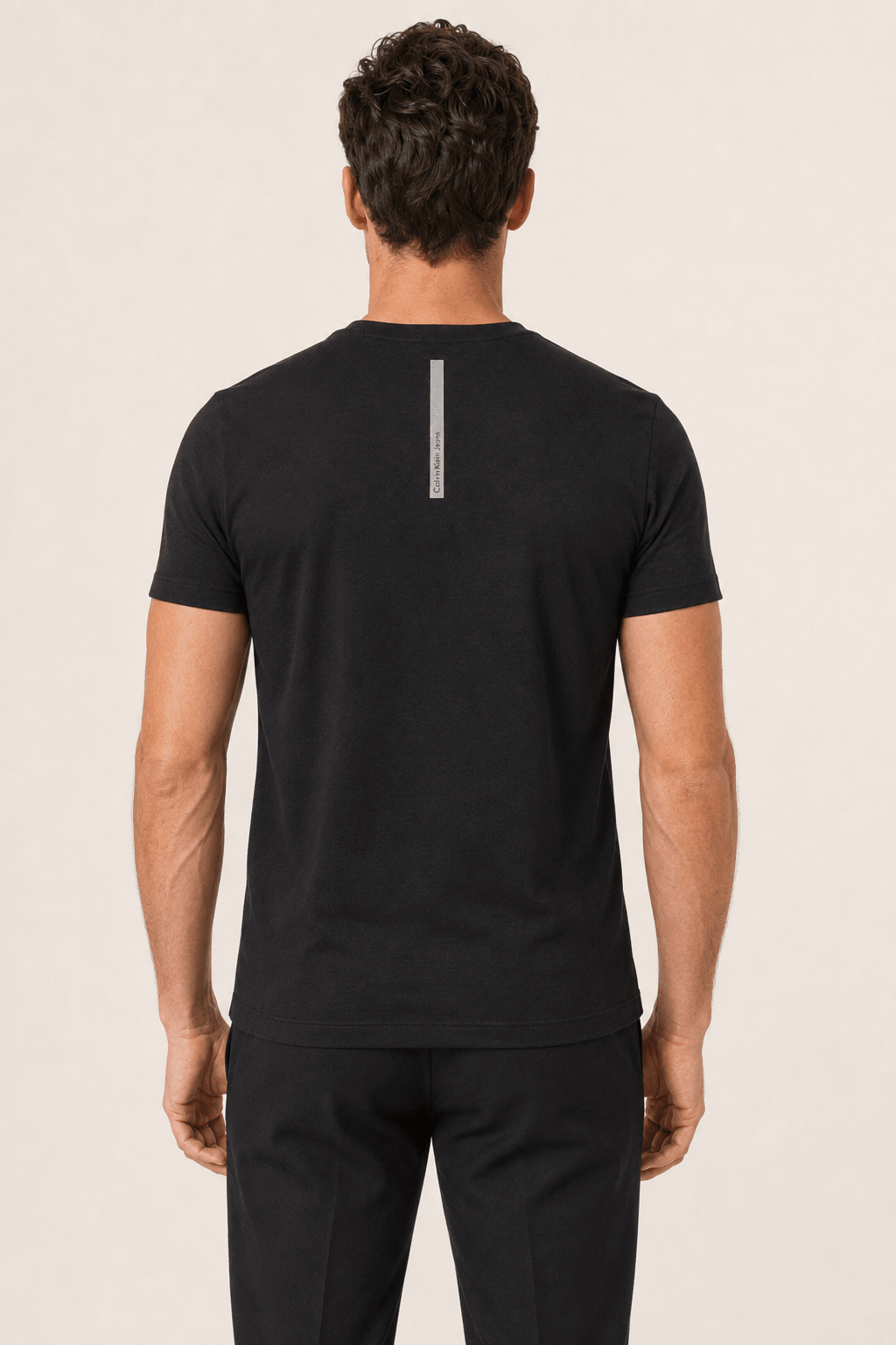 Camiseta Calvin Klein Jeans Faixa Peito - Henri Store