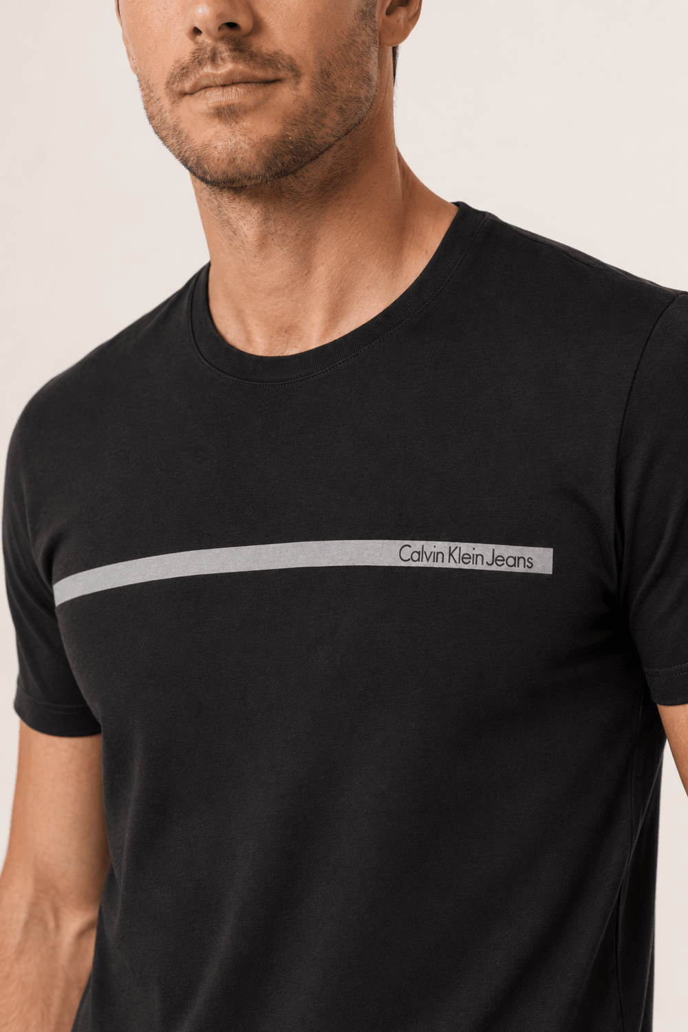 Camiseta Calvin Klein Jeans Faixa Peito - Henri Store