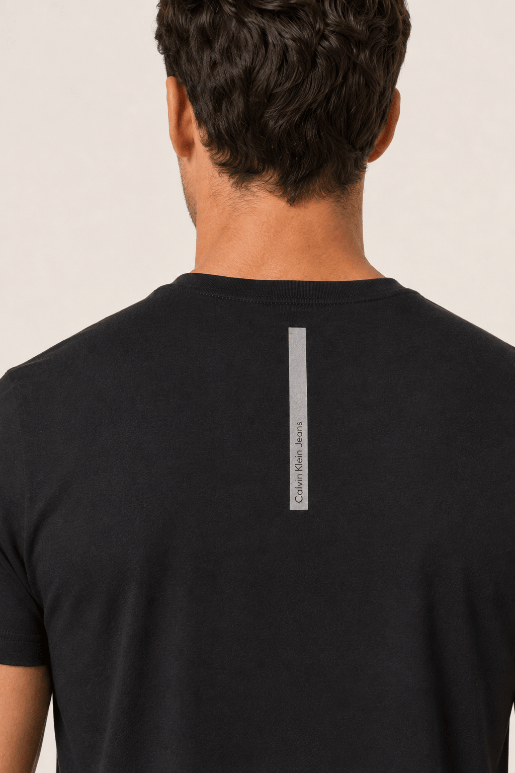 Camiseta Calvin Klein Jeans Faixa Peito - Henri Store