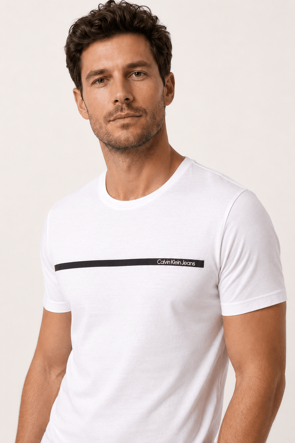 Camiseta Calvin Klein Jeans Faixa Peito - Henri Store